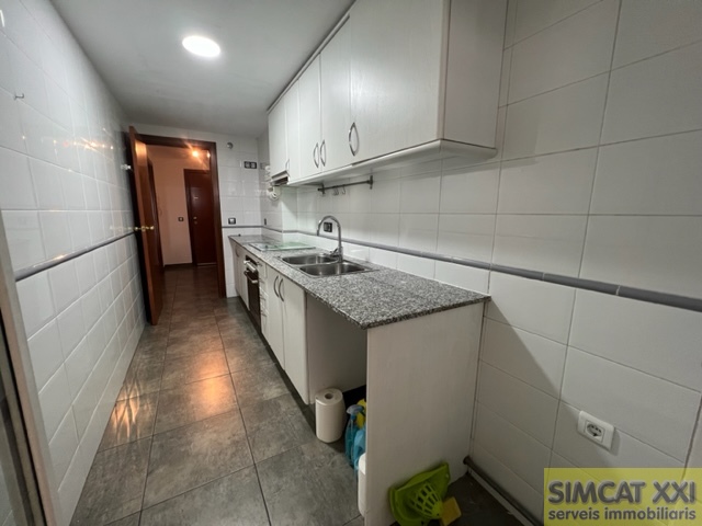 For sale of flat in Figueres