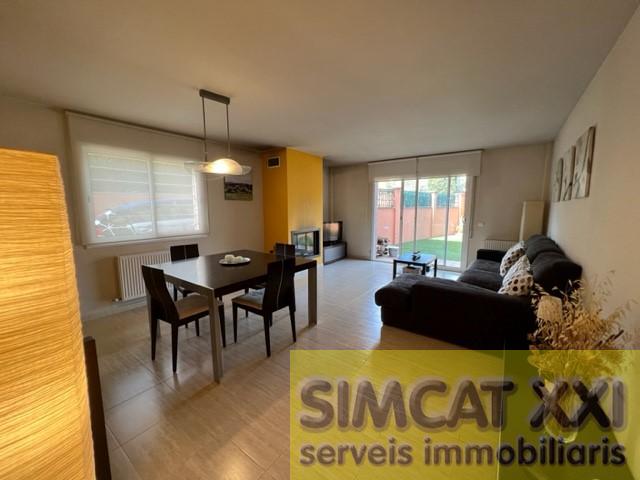 For sale of house in Lladó