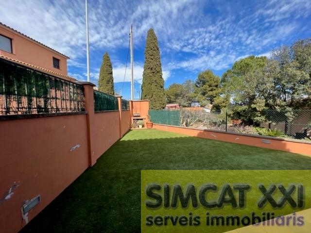 For sale of house in Lladó