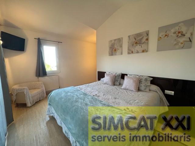 For sale of house in Lladó