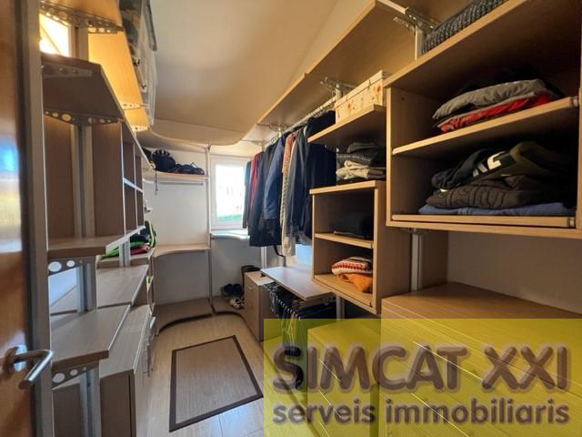 For sale of house in Lladó