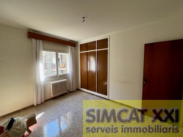 For sale of flat in Figueres