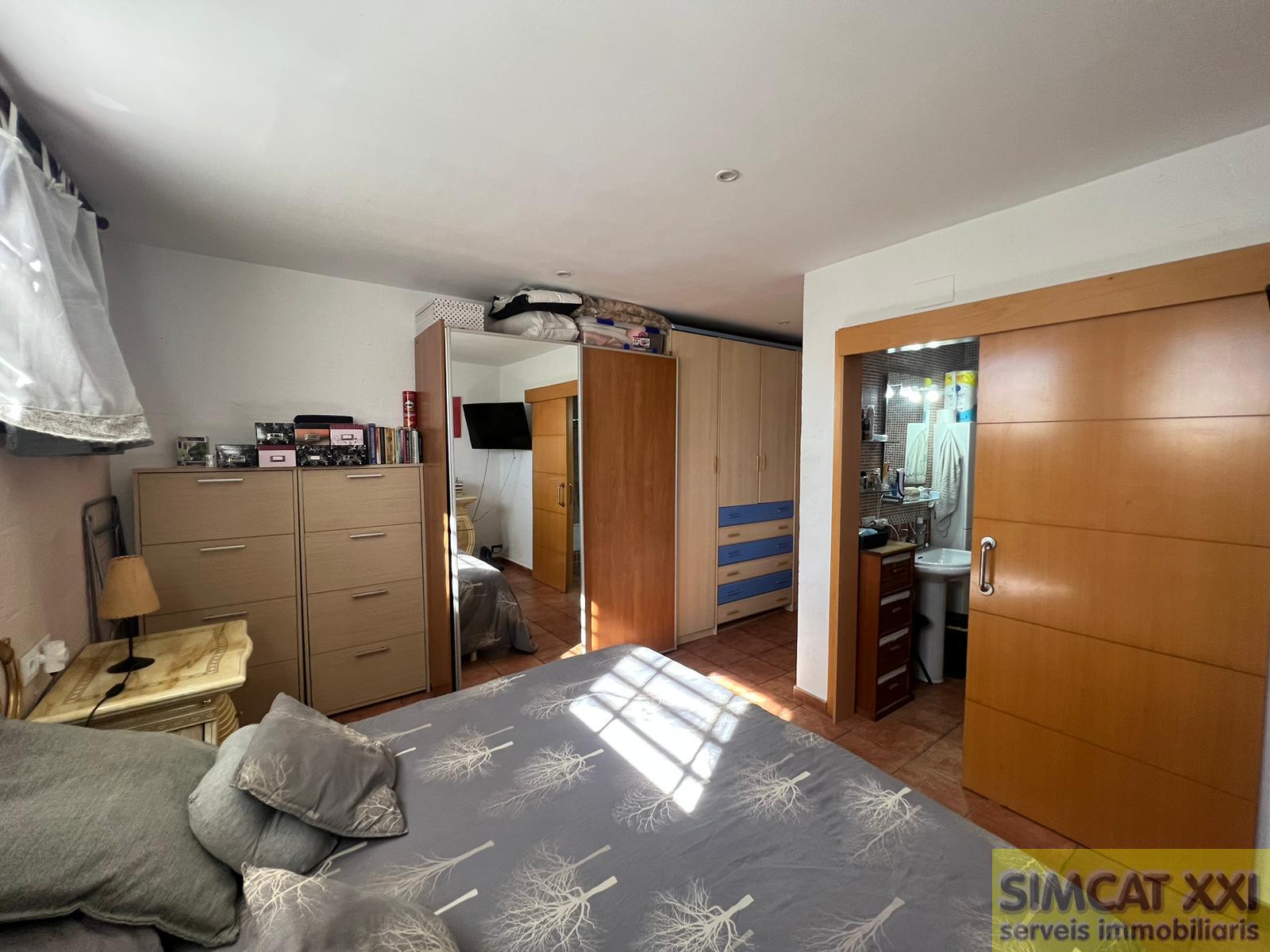 For sale of house in El Far d´Empordà