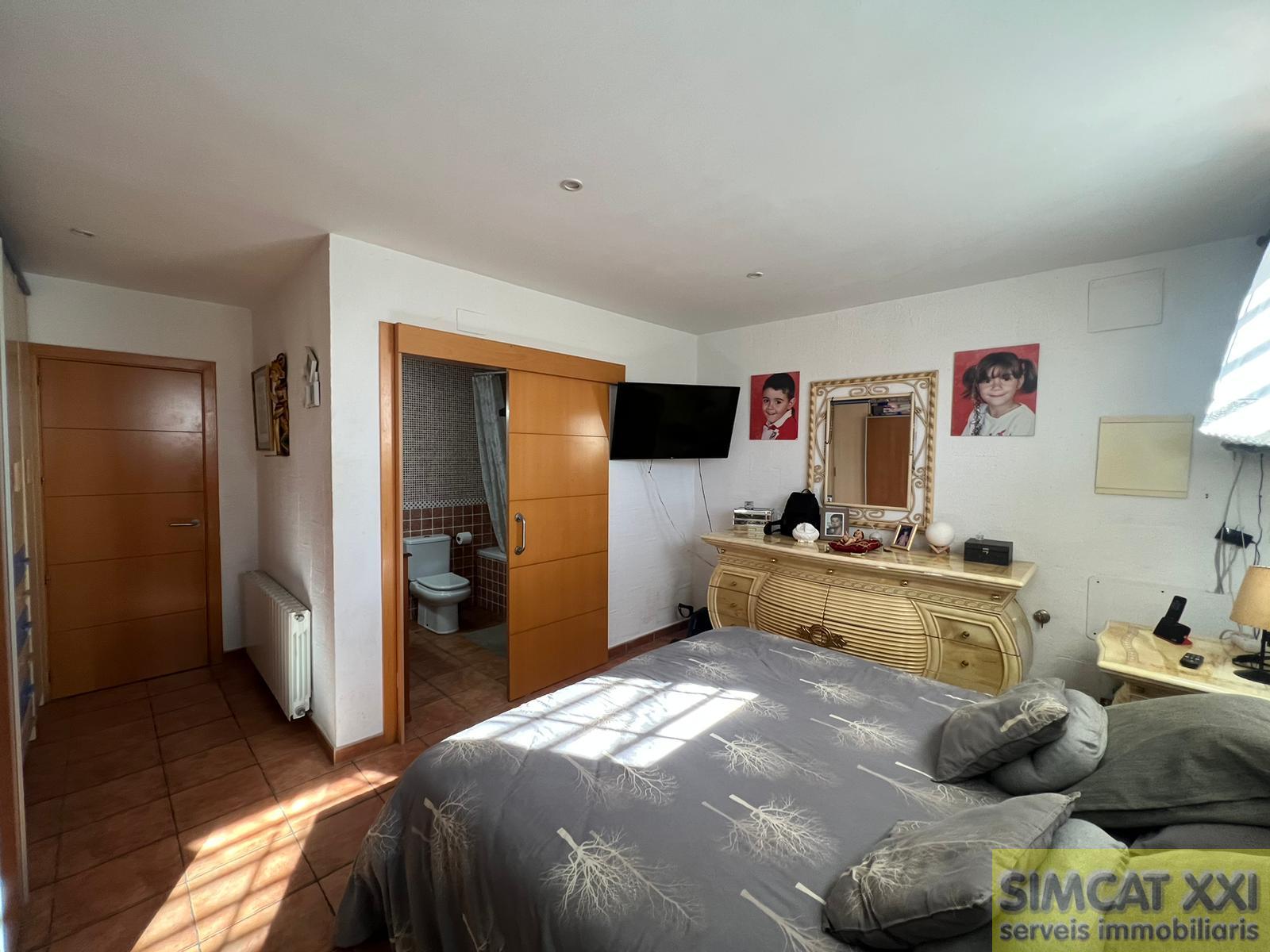 For sale of house in El Far d´Empordà