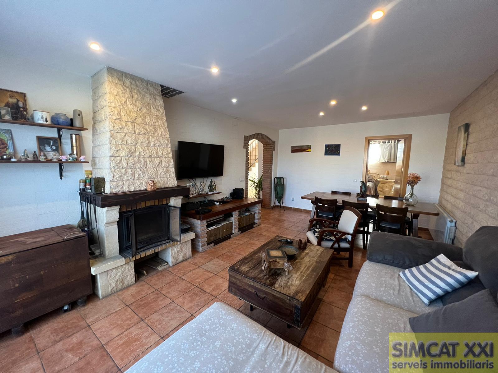 For sale of house in El Far d´Empordà