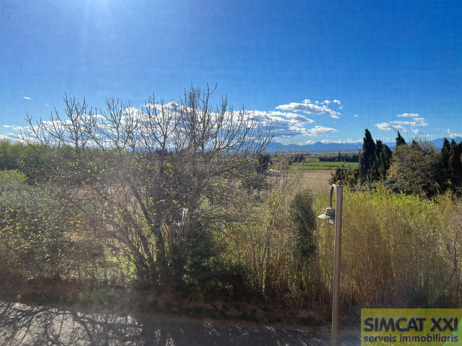 For sale of house in El Far d´Empordà