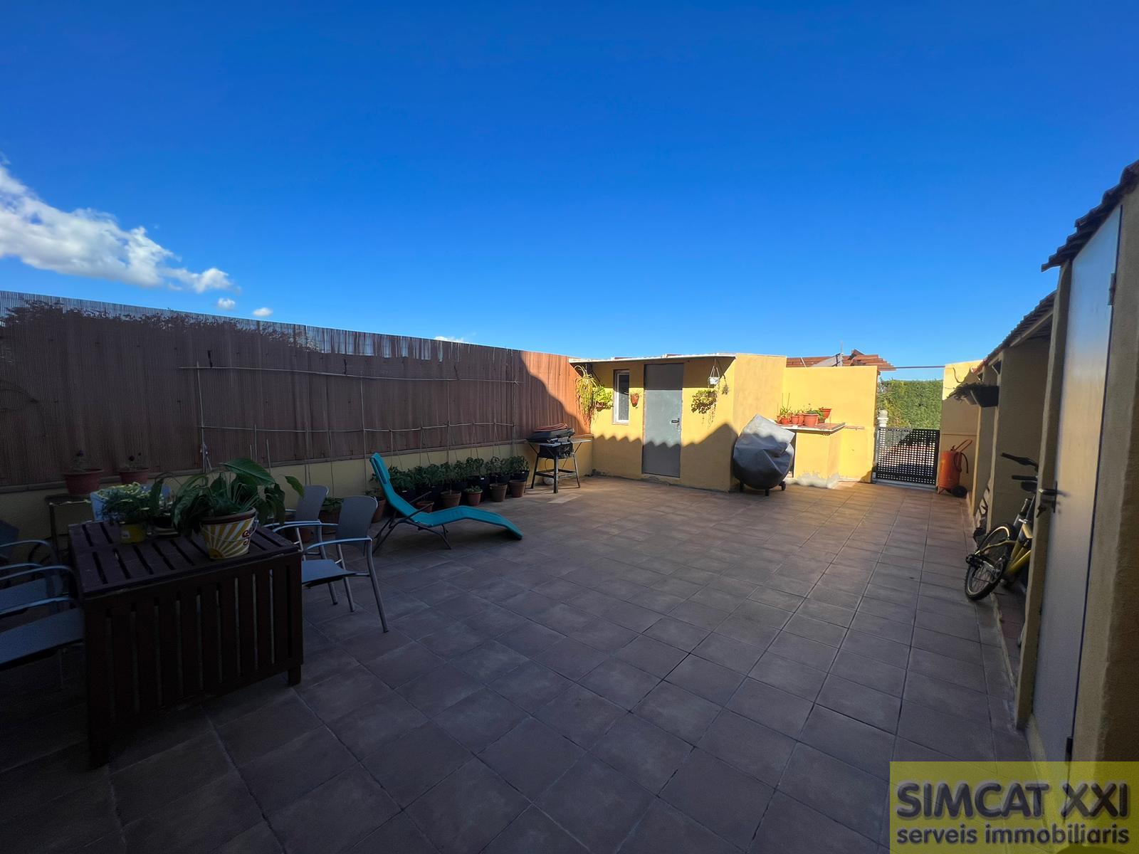 For sale of house in El Far d´Empordà