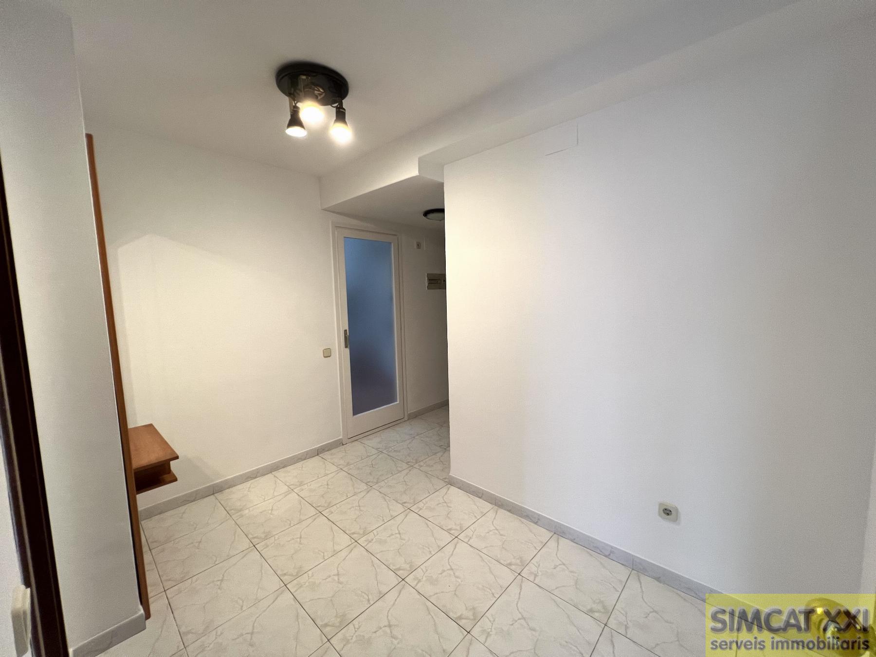 For sale of flat in Figueres