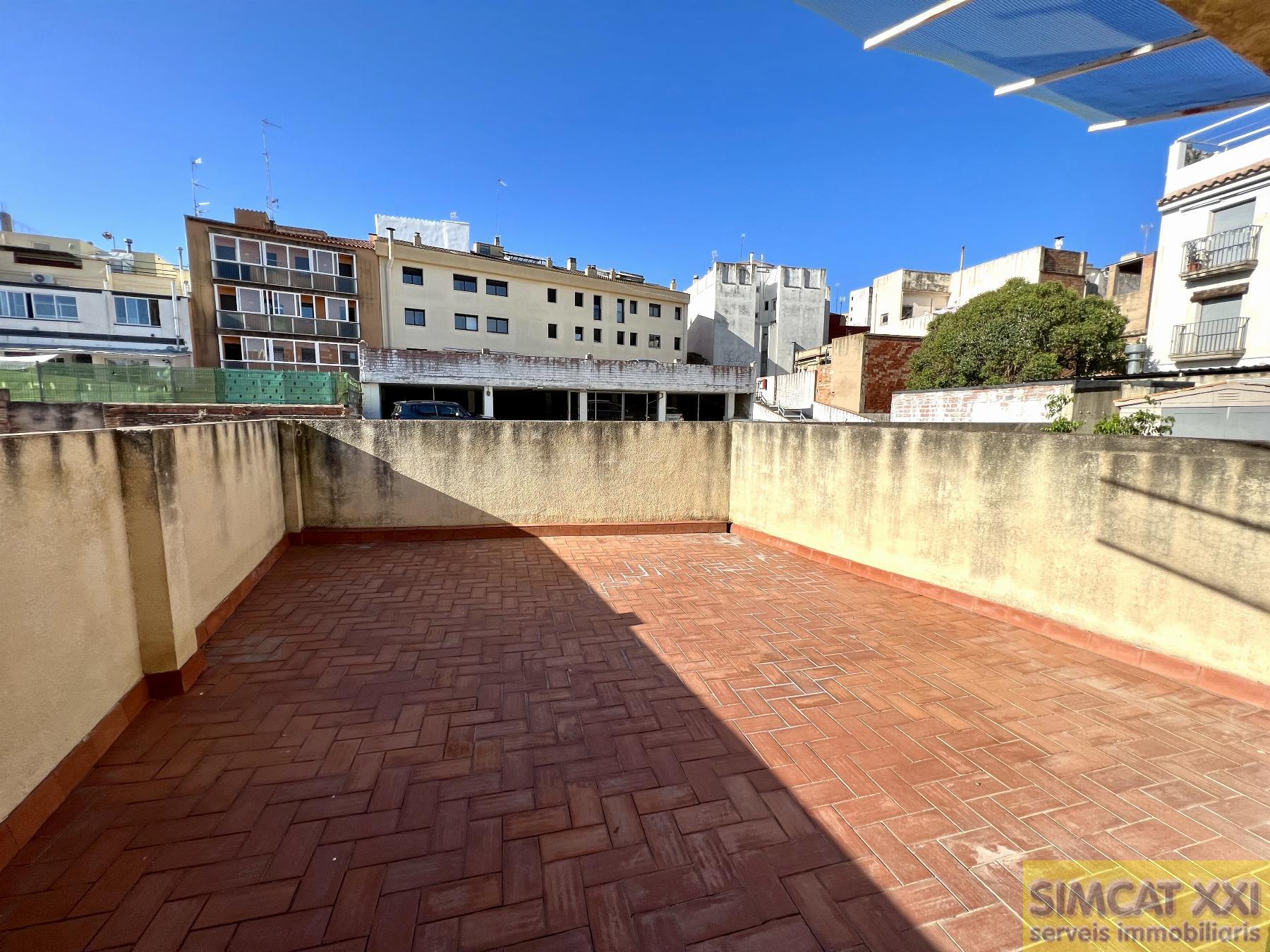 For sale of flat in Figueres