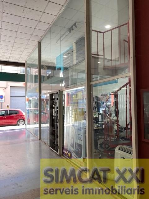 Venta de local comercial en Figueres