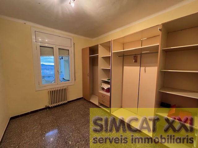 For sale of flat in Figueres