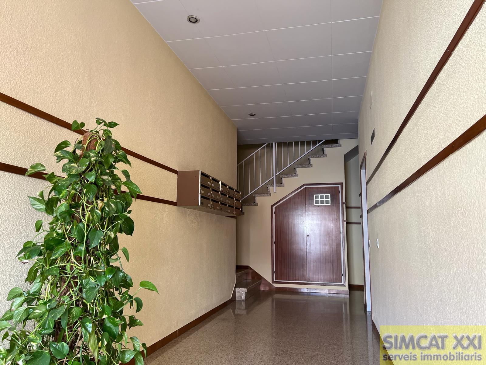 For sale of flat in Figueres