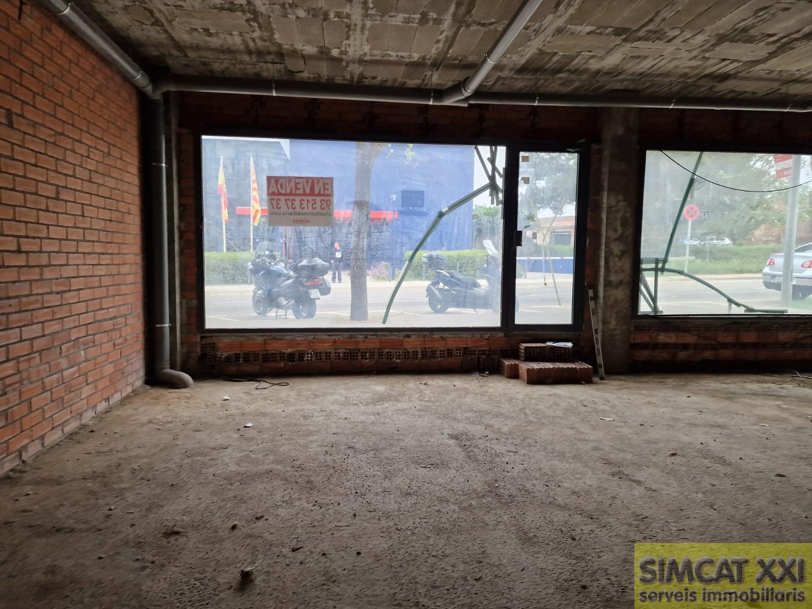 Venta de local comercial en La Bisbal D’Empordà