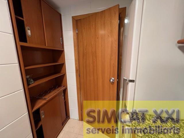 Продажа от

 Дуплекс на Figueres