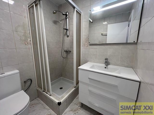 For sale of flat in Figueres