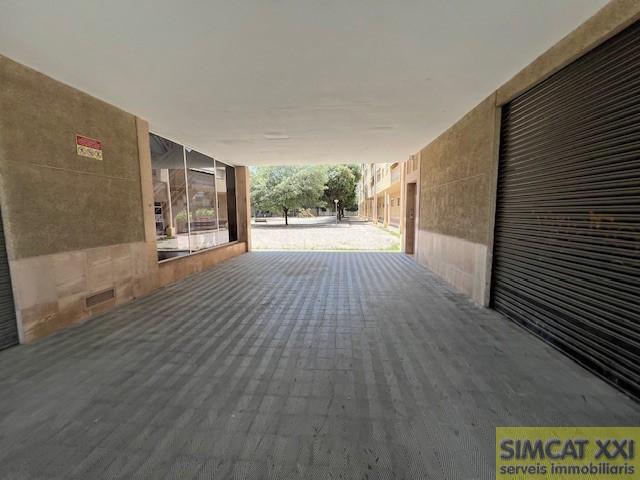 For sale of flat in Figueres