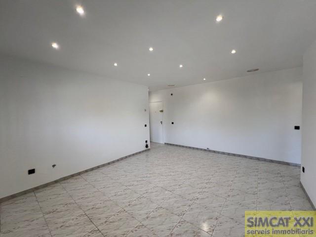 For sale of flat in Figueres