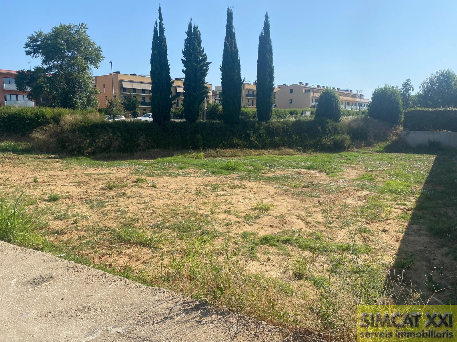 Venta de terreno en Navata