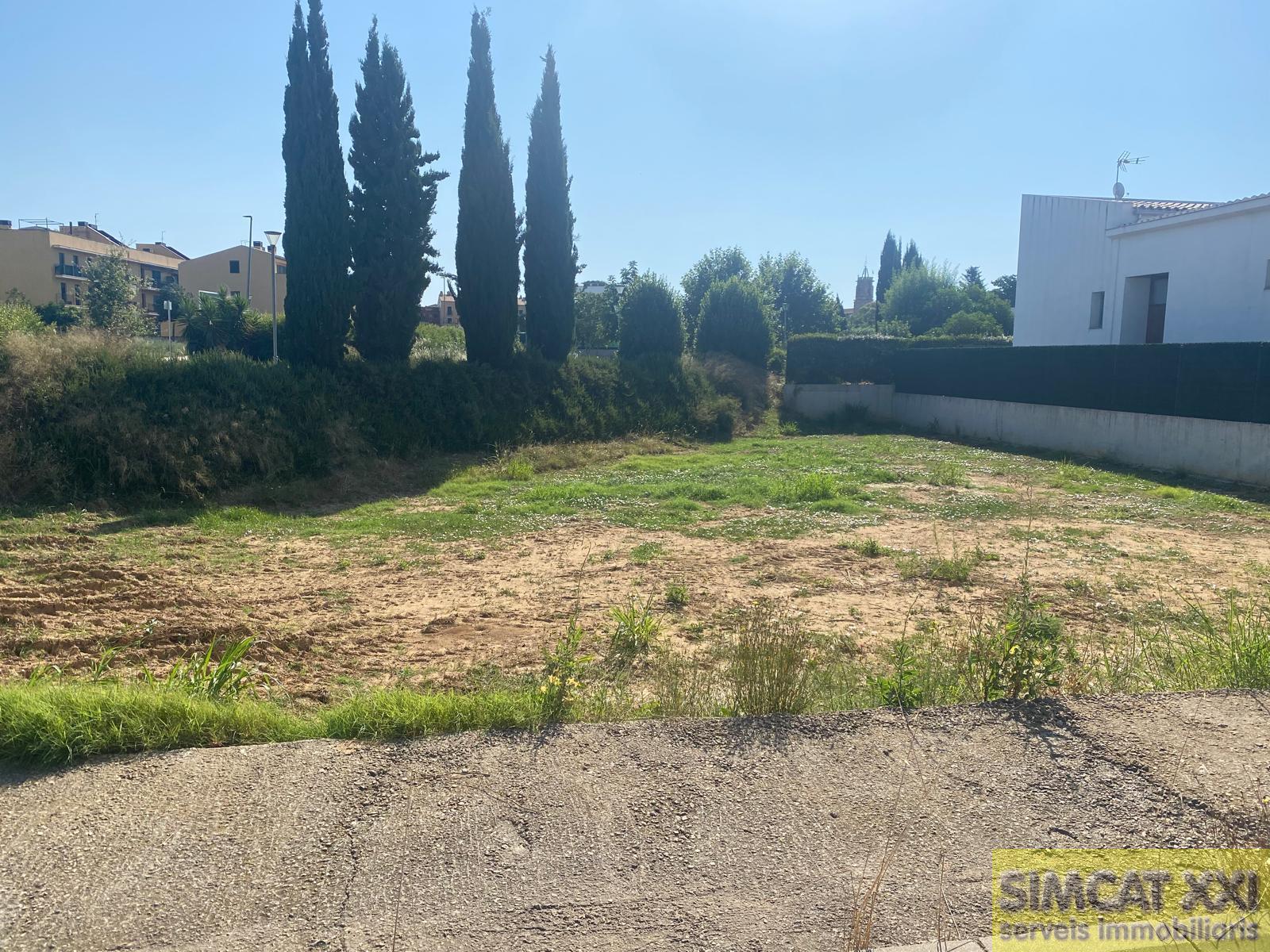 Venta de terreno en Navata