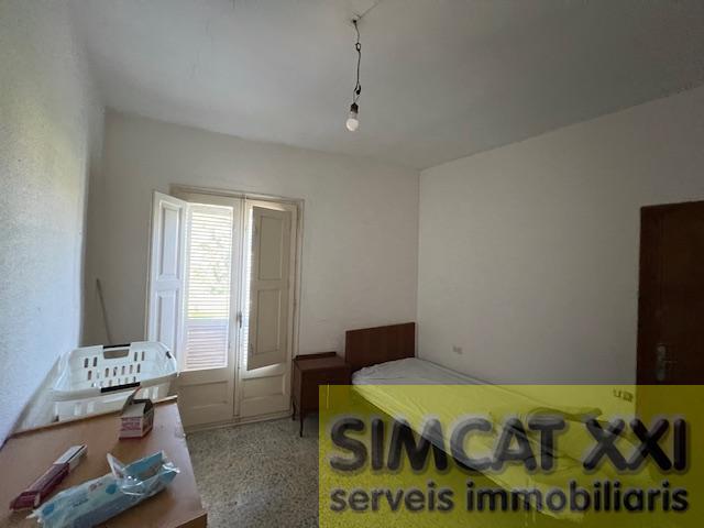 For sale of house in Garrigàs