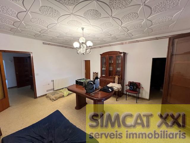 For sale of house in Garrigàs