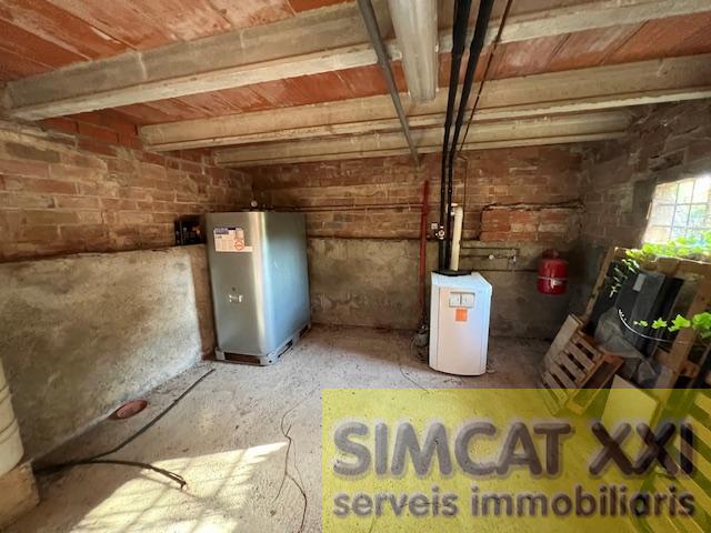 For sale of house in Garrigàs