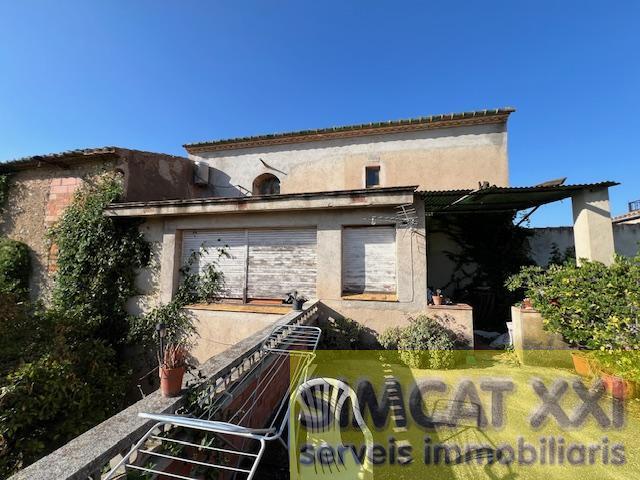 For sale of house in Garrigàs