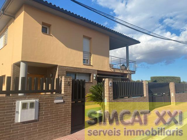 For sale of house in Vilamalla