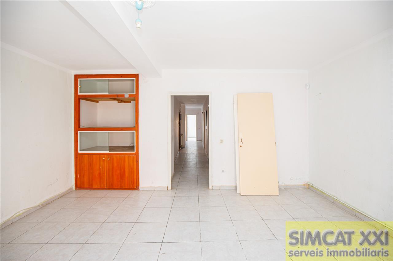 For sale of flat in Castelló d Empúries