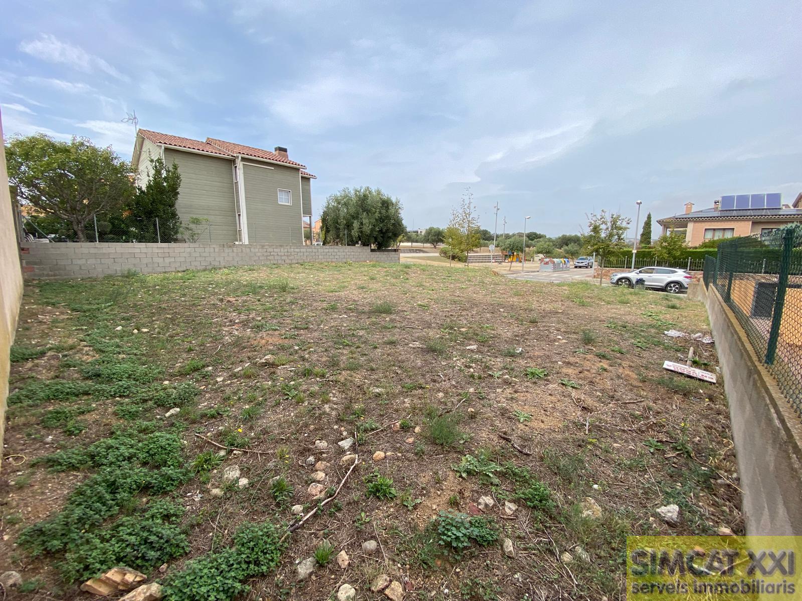 For sale of land in Vilafant