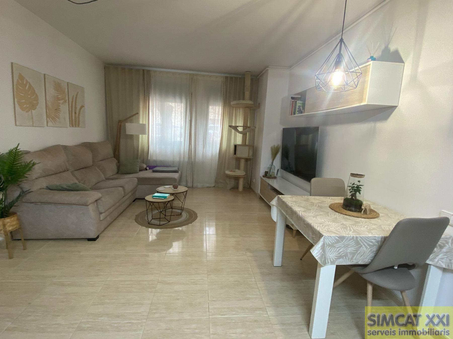 For sale of flat in Navata
