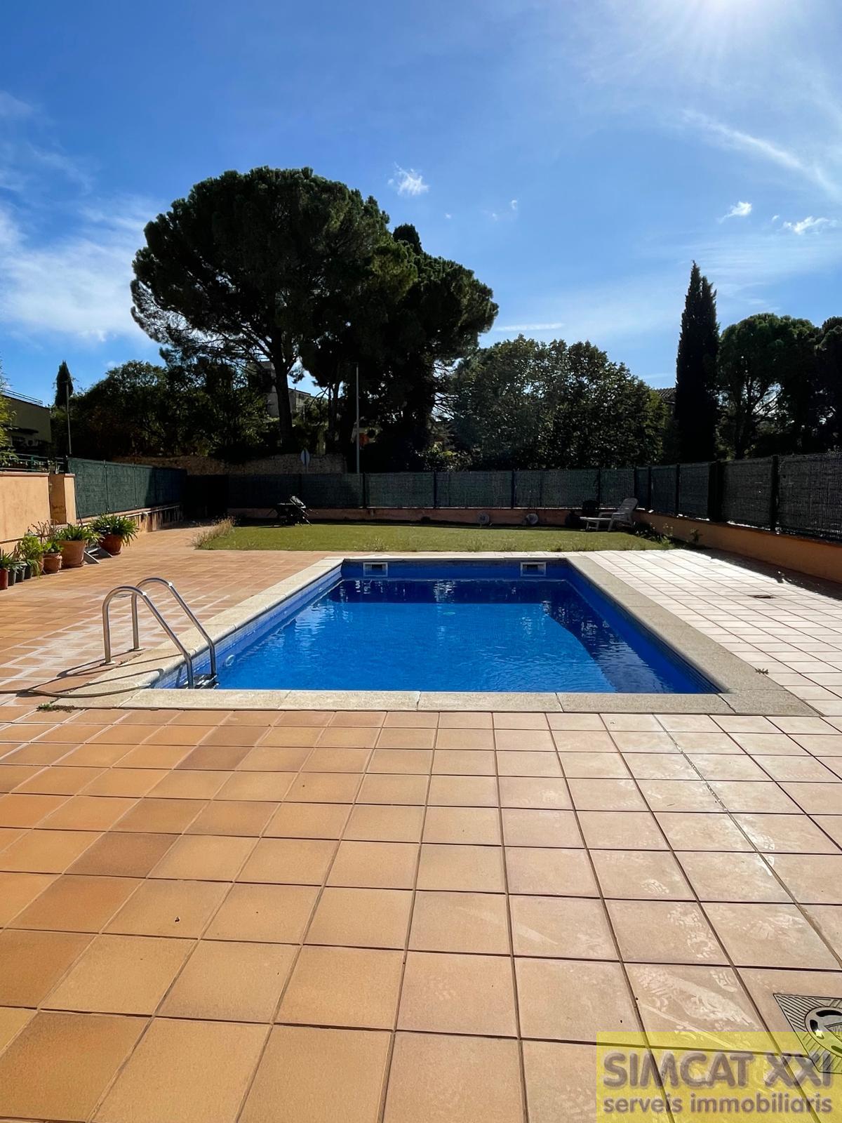For sale of flat in Navata