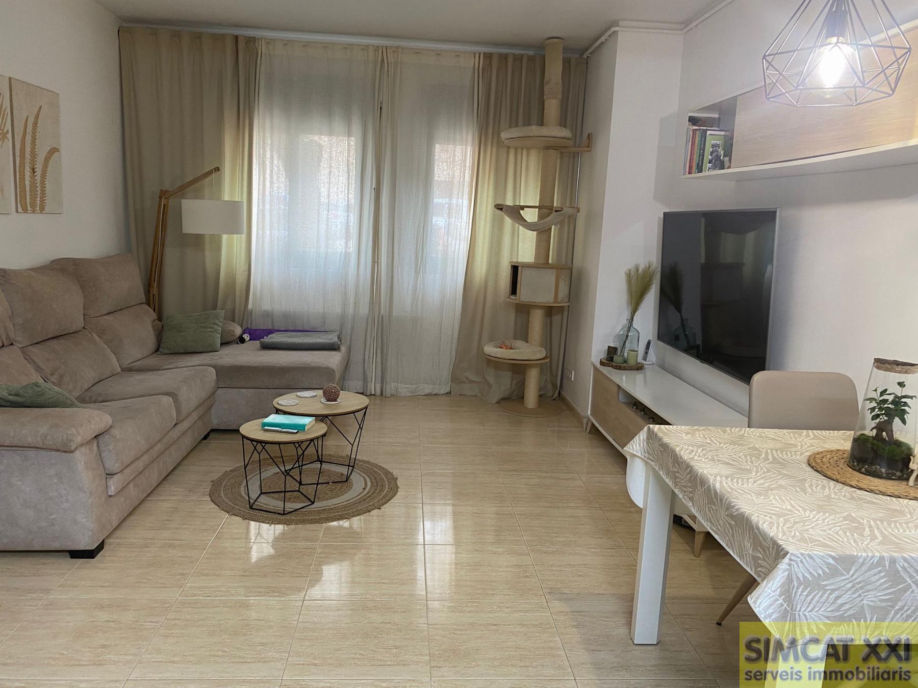 For sale of flat in Navata