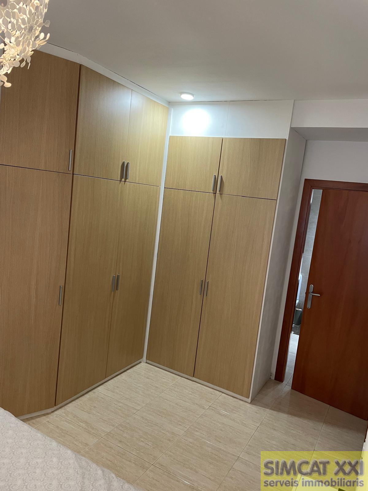 For sale of flat in Navata