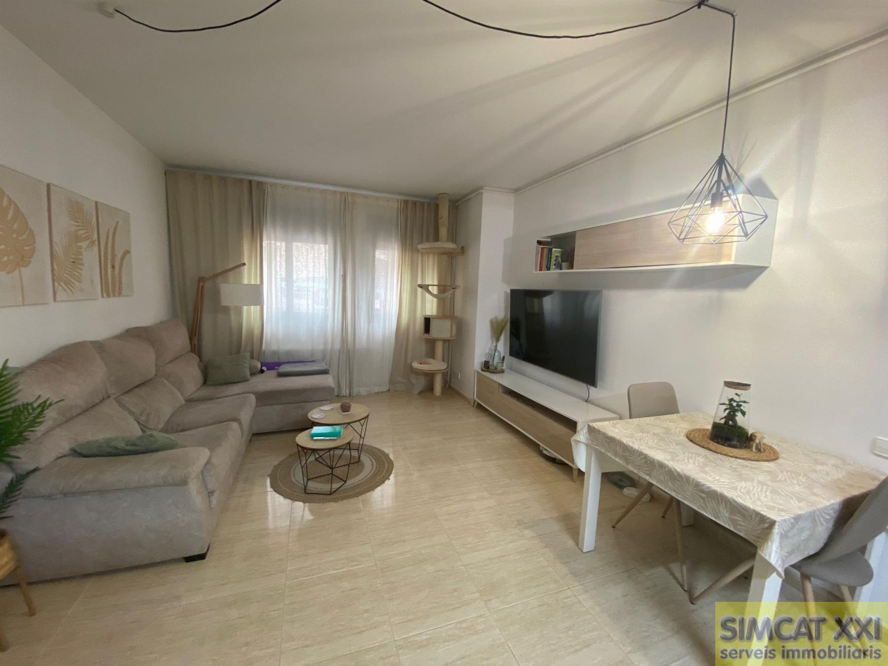 For sale of flat in Navata