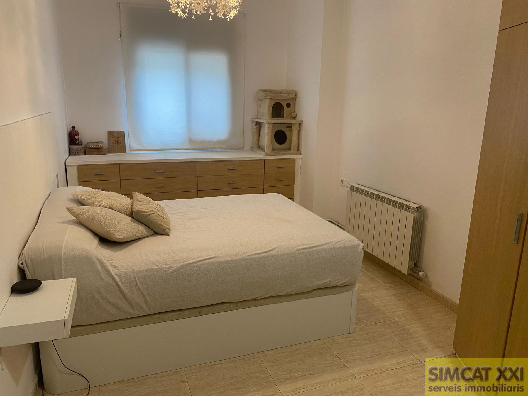For sale of flat in Navata