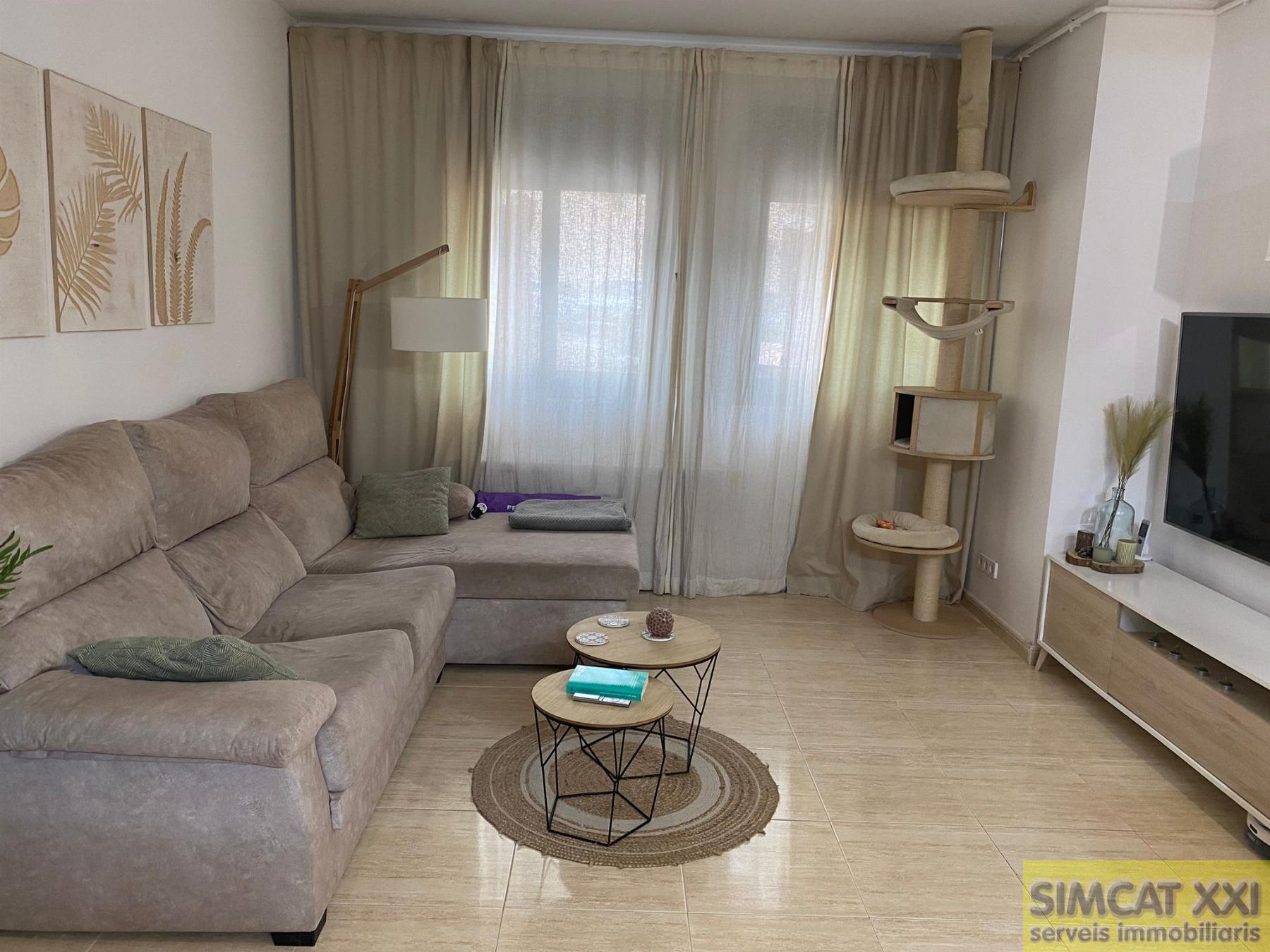 For sale of flat in Navata