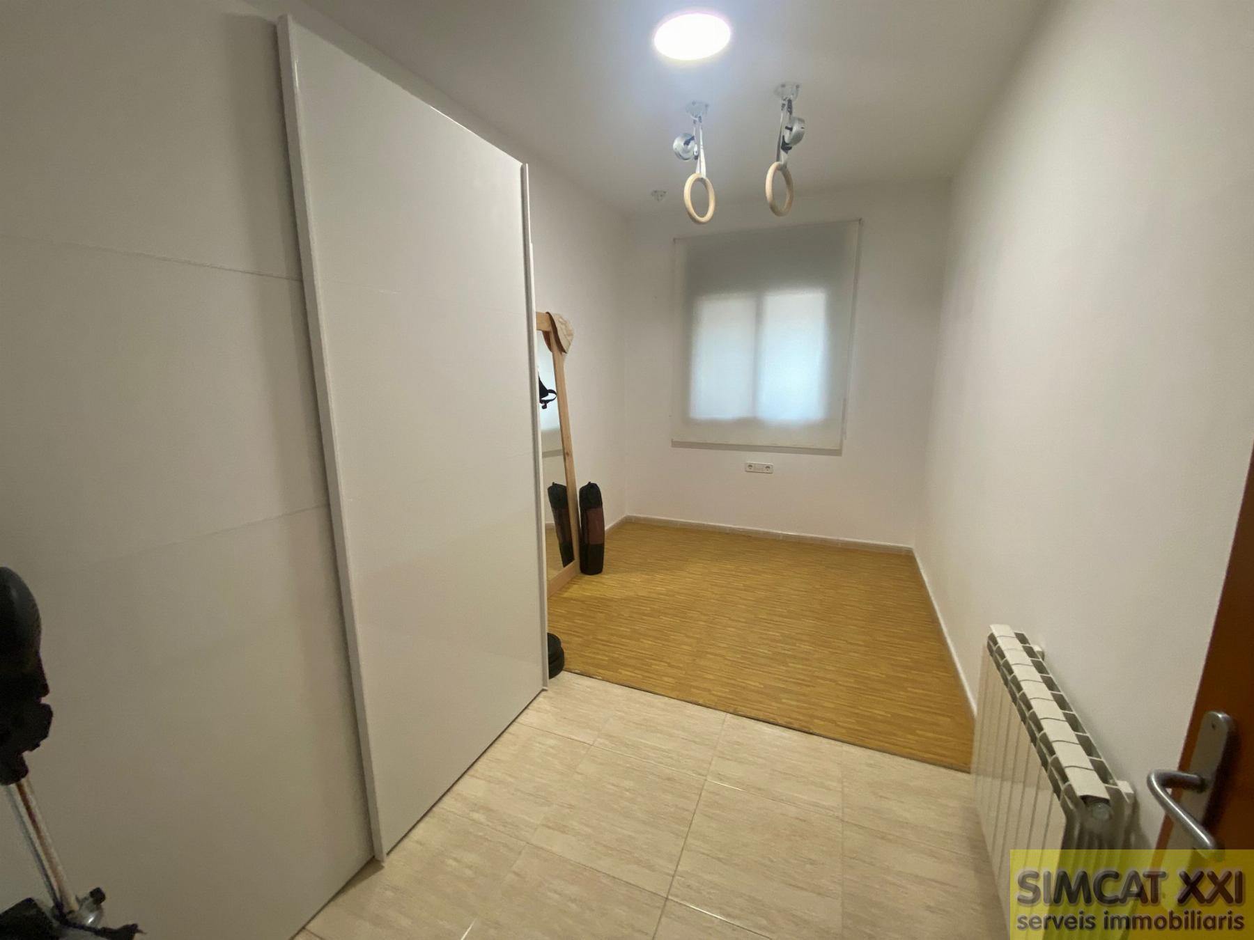 For sale of flat in Navata