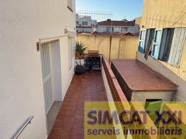 For sale of apartment in Llançà