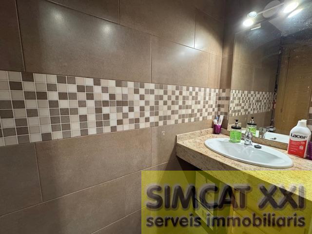 For sale of apartment in Llançà