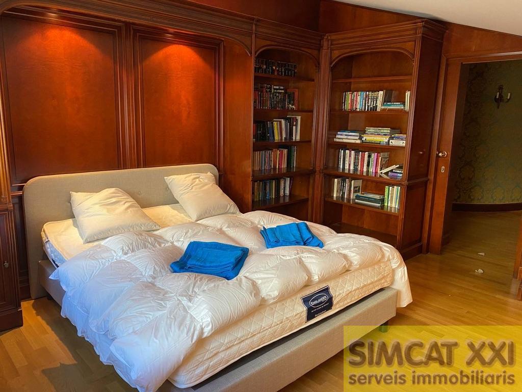 For sale of house in Palau-Saverdera