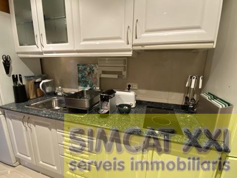 For sale of house in Palau-Saverdera