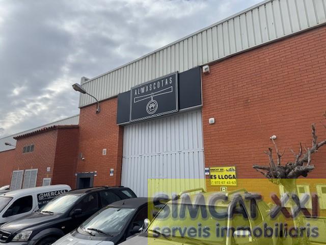 For rent of industrial plant/warehouse in Figueres
