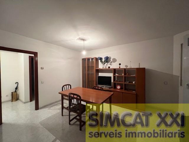 For sale of flat in Figueres