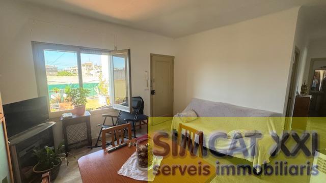 For sale of flat in Figueres