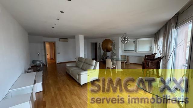 For sale of duplex in Figueres