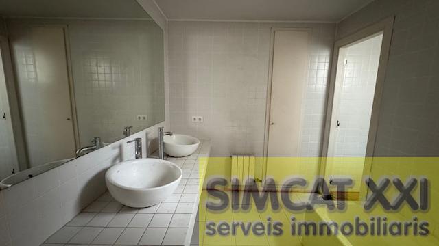 For sale of duplex in Figueres