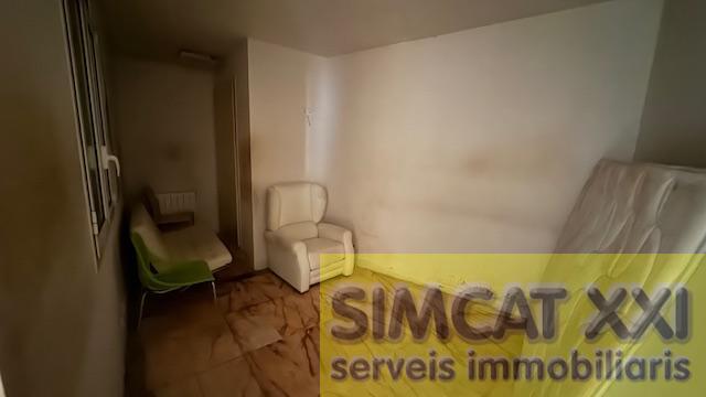 For sale of duplex in Figueres
