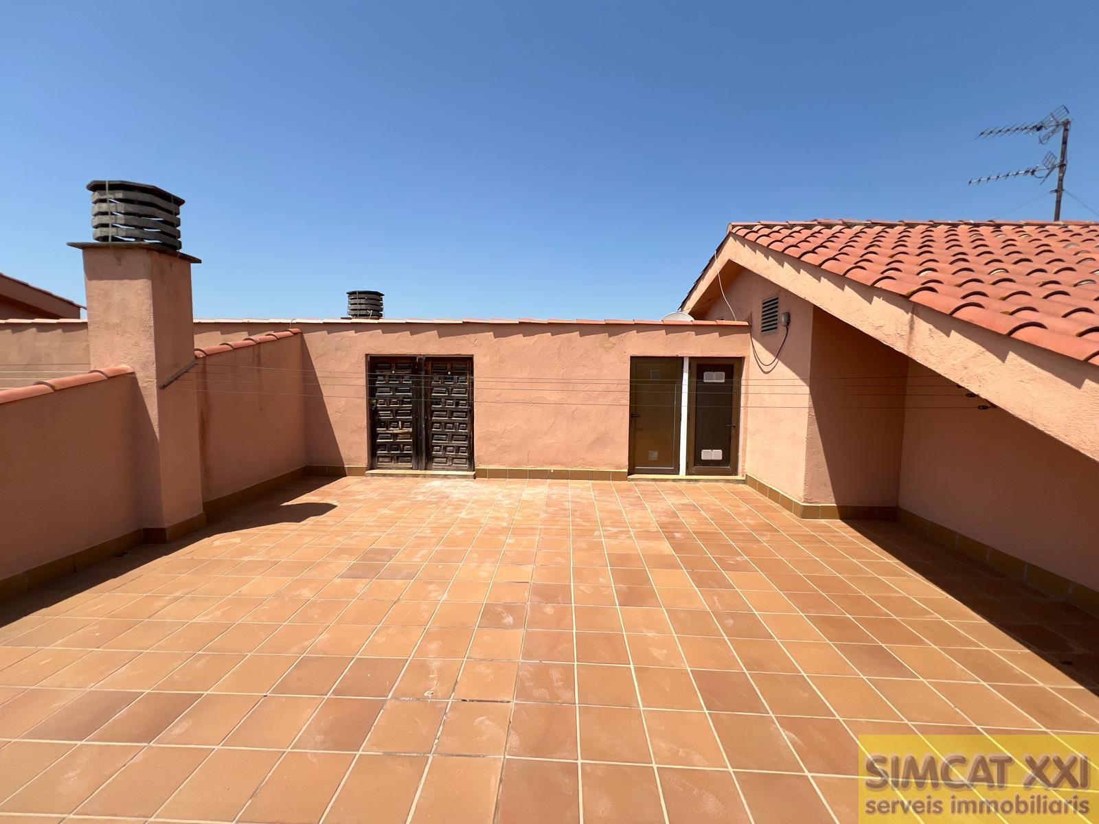 For sale of flat in Figueres