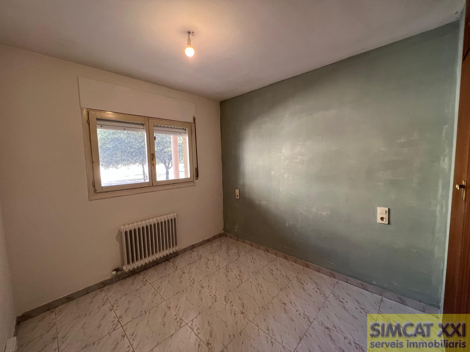 For sale of flat in Figueres